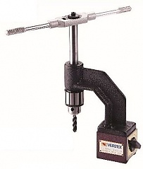 PODSTAWA MAGNETYCZNA Z UCHWYTEM DO GWINTOWANIA VTM-13